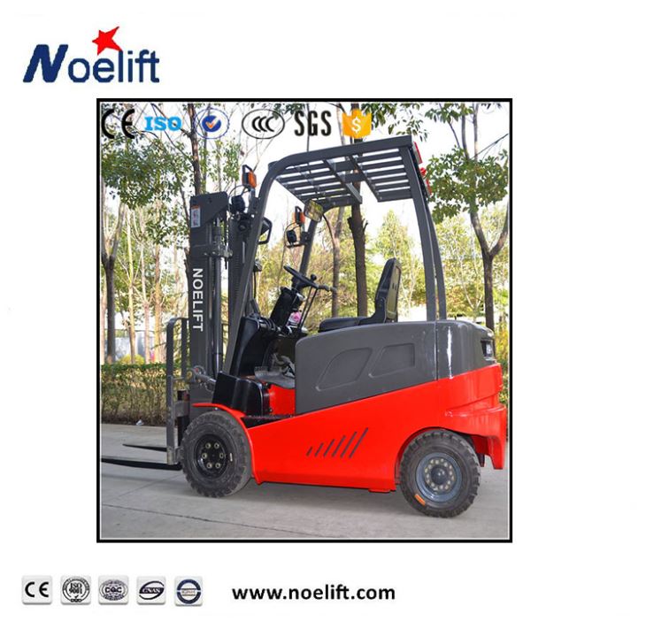 Chariot élévateur électrique à 4 roues de 2,5 tonnes soulevant 5 m