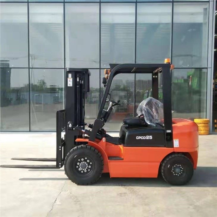 factory CAPACITY DIESEL FORKLIFT TRUCK