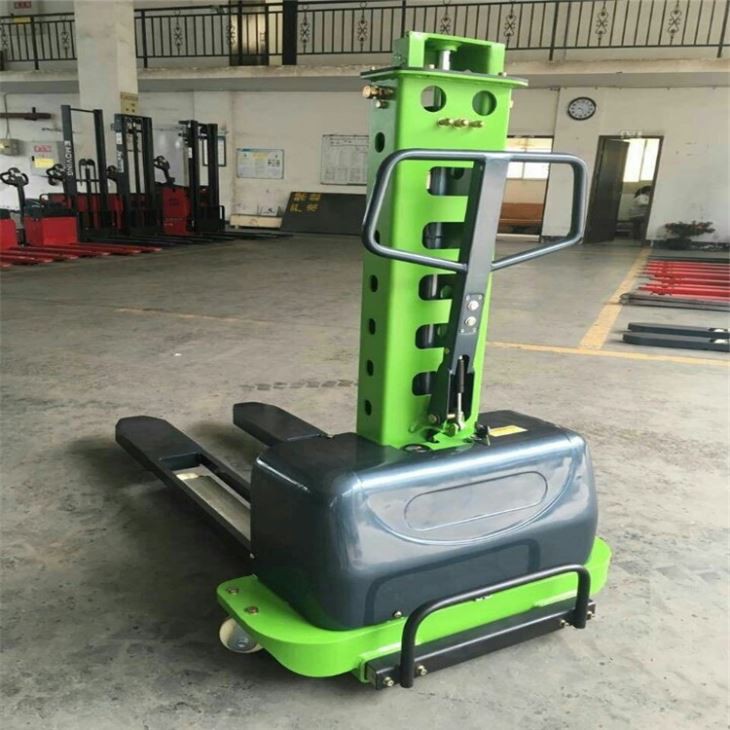 Noelift Type Portable Self Load Elevator Stacker 500kg for sale