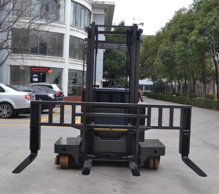 VNA Reach Truck Small All Terrain Forklift Side Loading Forklift TFB15 Manufacturers