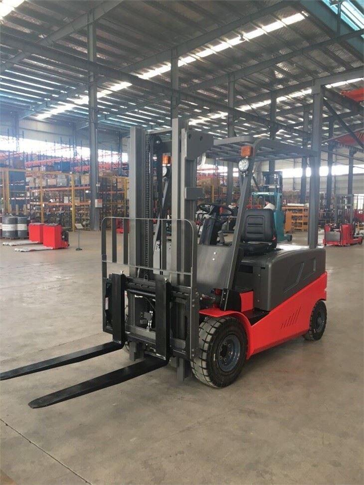 Electric Counterbalance Forklift