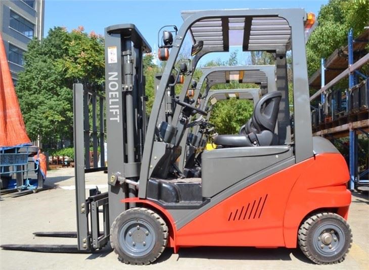 warehouse Equipments suppliers