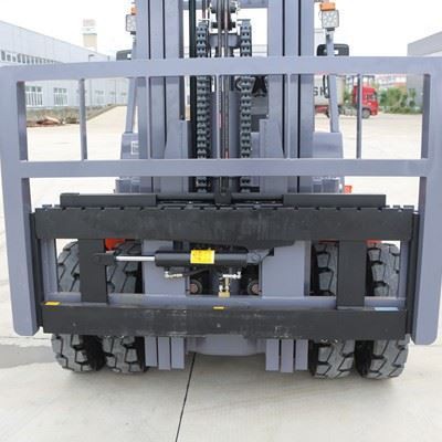 Hangzhou Diesel Forklift Truck With Good Design And Technology